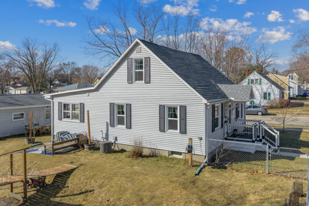 Charming Cape Cod in Reedsburg WI - image 36
