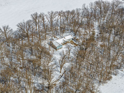 Private 14-Acre Retreat in Markesan WI - image 38
