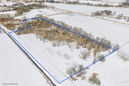 Private 14-Acre Retreat in Markesan WI - image 35