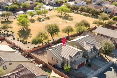 Gated Living with Fast Access to US-60, Loop 202, and the Entire - image 20