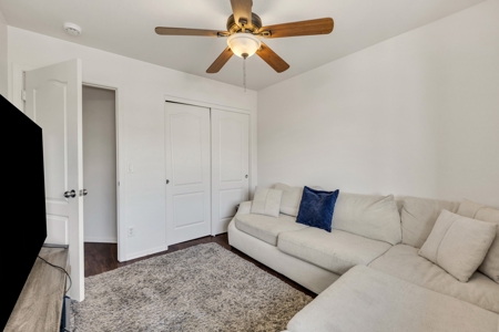 Gated Living with Fast Access to US-60, Loop 202, and the Entire - image 21