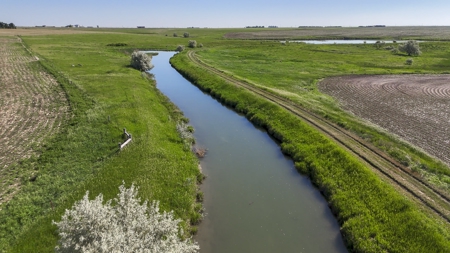 Mega Irrigated Farm in Central South Dakota - image 36