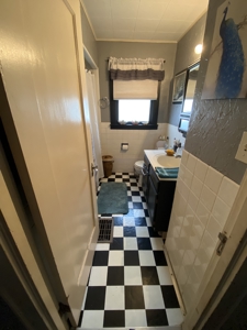 Spacious 3 Bed 2 Bath with Tons of Character! - image 38