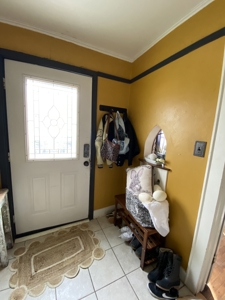Spacious 3 Bed 2 Bath with Tons of Character! - image 30