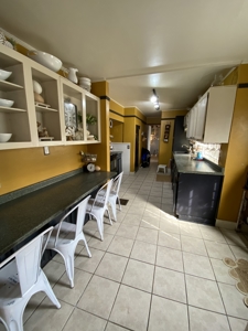 Spacious 3 Bed 2 Bath with Tons of Character! - image 29