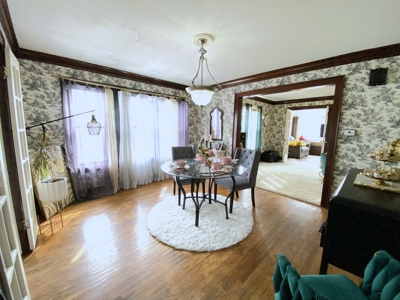 Spacious 3 Bed 2 Bath with Tons of Character! - image 26