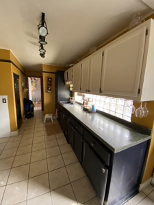 Spacious 3 Bed 2 Bath with Tons of Character! - image 32