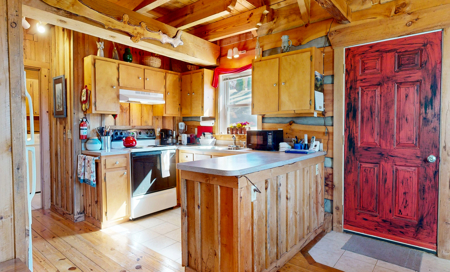 Fully Furnished Cabin For Sale in Meadows of Dan, Virginia - image 7