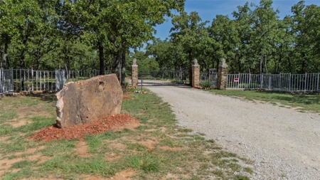 74-Acre Ranch w/ Lakes & Luxury Home in Bowie TX - image 2