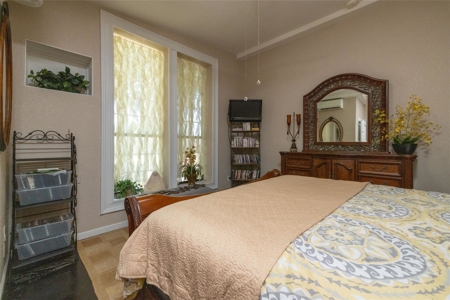74-Acre Ranch w/ Lakes & Luxury Home in Bowie TX - image 32