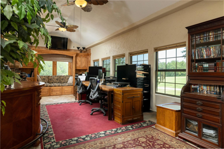 74-Acre Ranch w/ Lakes & Luxury Home in Bowie TX - image 38