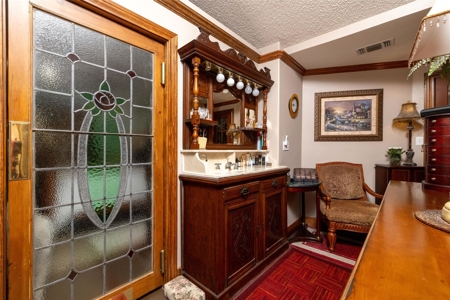 74-Acre Ranch w/ Lakes & Luxury Home in Bowie TX - image 21