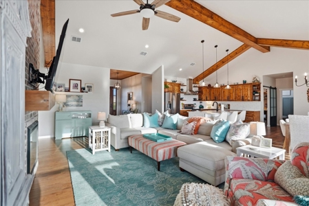 Country Lake Living in Jim Wells , Sandia, Texas - image 10
