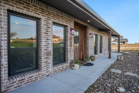 Country Lake Living in Jim Wells , Sandia, Texas - image 5