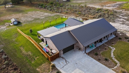 Country Lake Living in Jim Wells , Sandia, Texas - image 1