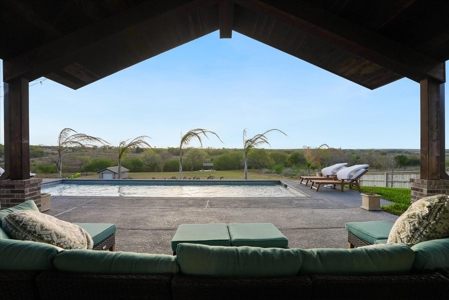 Country Lake Living in Jim Wells , Sandia, Texas - image 38