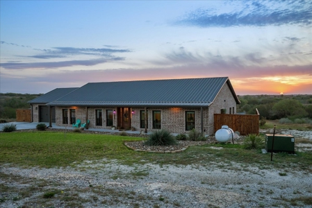 Country Lake Living in Jim Wells , Sandia, Texas - image 6