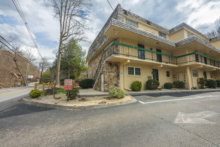 Condo for sale in Gatlinburg Tennessee!  Mountain Vacation Rental - image 18