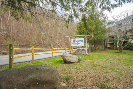 Condo for sale in Gatlinburg Tennessee!  Mountain Vacation Rental - image 7
