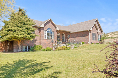 Large home for sale in Craig Colorado - image 3