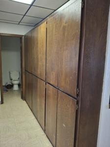 Large Commercial property on 5.3 acres mol for sale. - image 11