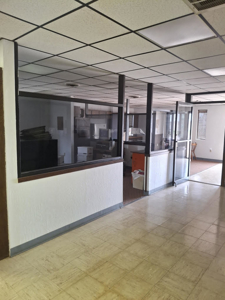 Large Commercial property on 5.3 acres mol for sale. - image 15