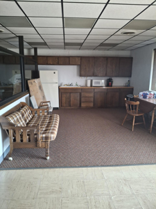 Large Commercial property on 5.3 acres mol for sale. - image 4