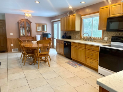 Spacious home in the country just west of De Tour Village, - image 3