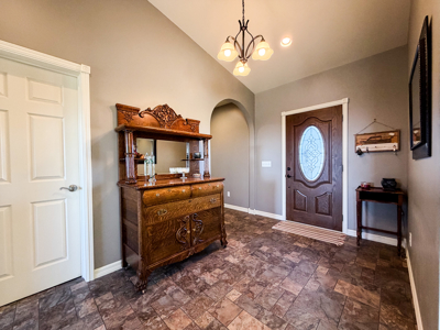 Exceptional Home On Fort Peck Lake With Private Dock - image 12