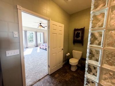 Exceptional Home On Fort Peck Lake With Private Dock - image 35