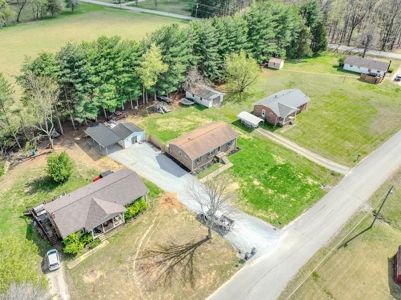 Remodeled 3bd/1bath brick home with shop, excellent neighborhood - image 38