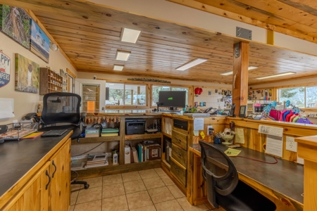 Eastern Oregon Steens Mountain Wilderness Resort - image 21