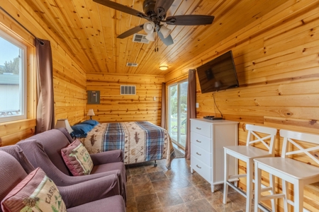 Eastern Oregon Steens Mountain Wilderness Resort - image 8