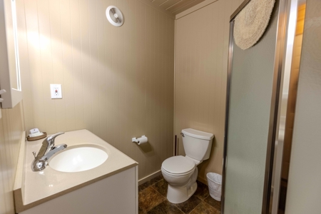 Eastern Oregon Steens Mountain Wilderness Resort - image 11