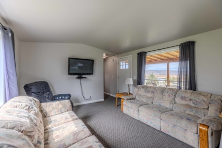 Eastern Oregon Steens Mountain Wilderness Resort - image 23