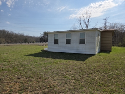 Waynesboro TN 1.29 Acre Garage Office Workshop Homesite For Sale - image 6