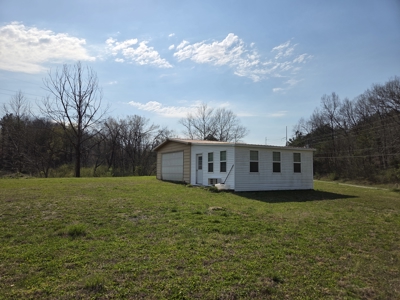 Waynesboro TN 1.29 Acre Garage Office Workshop Homesite For Sale - image 3