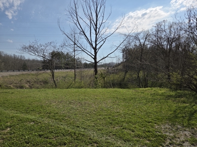 Waynesboro TN 1.29 Acre Garage Office Workshop Homesite For Sale - image 9