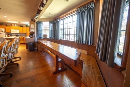 Spacious Home with a 16 X 20 Wired Shop in Searcy AR - image 16