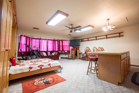 Spacious Home with a 16 X 20 Wired Shop in Searcy AR - image 9