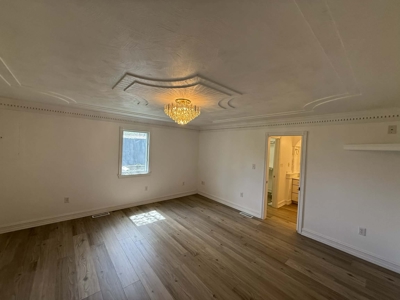 Charming Home in Albany, Kentucky - image 25