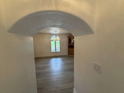 Charming Home in Albany, Kentucky - image 19