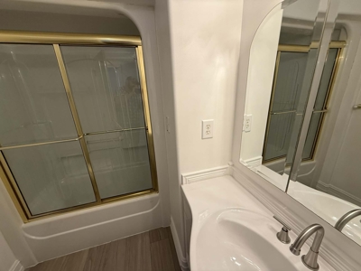 Charming Home in Albany, Kentucky - image 38