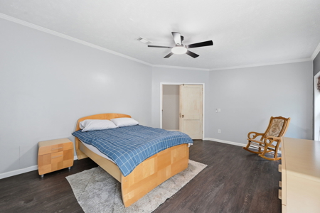 Private Home with Creek + Additional Buildable Lot Available - image 13