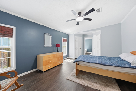 Private Home with Creek + Additional Buildable Lot Available - image 12