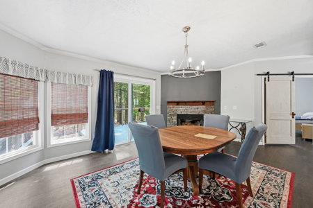 Private Home with Creek + Additional Buildable Lot Available - image 24