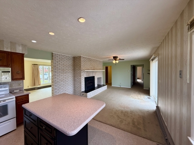 Brick Ranch Home Auction - May 5th @ 6PM - image 16