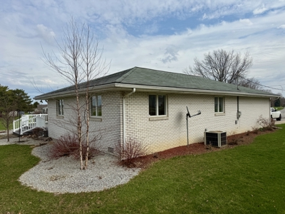 Brick Ranch Home Auction - May 5th @ 6PM - image 9