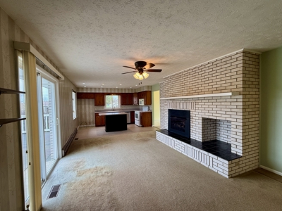 Brick Ranch Home Auction - May 5th @ 6PM - image 24