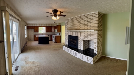 Brick Ranch Home Auction - May 5th @ 6PM - image 17